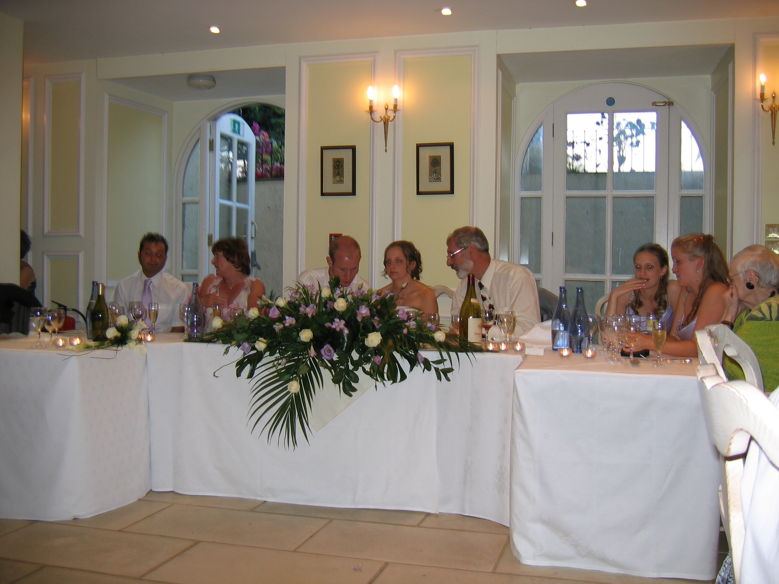 Reuben Thomas Daniel And Julie S Wedding Top Table